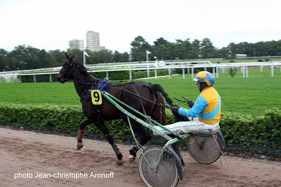 Prix de MoulinslaMarche samedi 12 septembre hippodrome de Paris