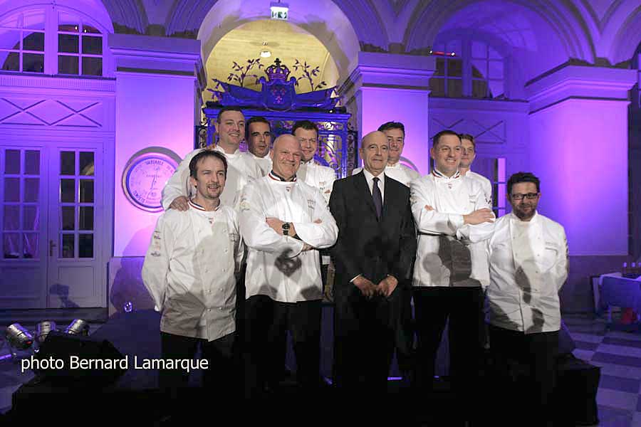 Alain Juppé avec Philippe Etchebest et les chefs bordelais