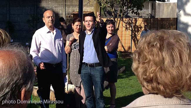Fabien Robert avec Alain Juppé lors de l'inauguration du Jardin de la Croix du Sud lors de la précédente mandature Fabien Robert avec Alain Juppé lors de l'inauguration du Jardin de la Croix du Sud lors de la précédente mandature