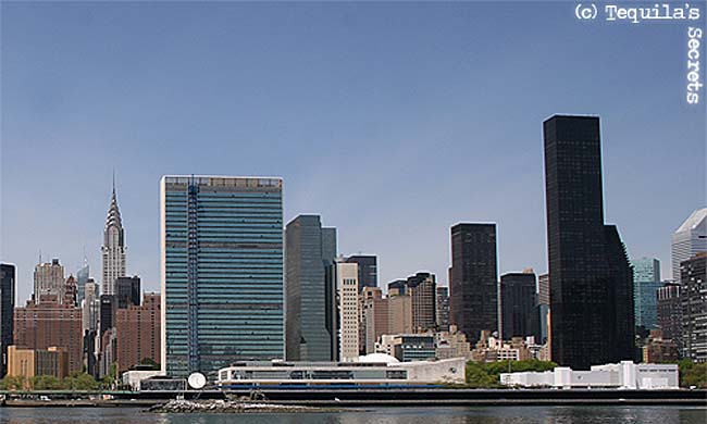 Immeuble de l'ONU face à l'East River