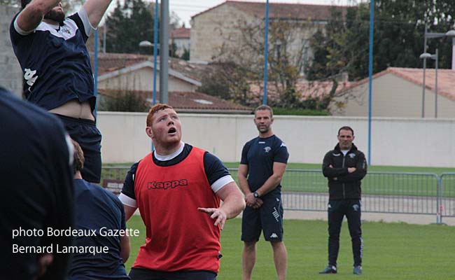 Kitshoff sous l'œil de Jo Worsley et Raphaël Ibanez