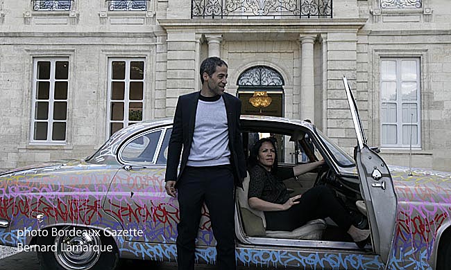 Jonone et Maï Lucas dans la Jaguar 1967