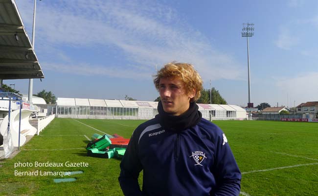Baptiste Serin qui s'affirme chaque jour un peu plus comme un grand espoir du rugby français