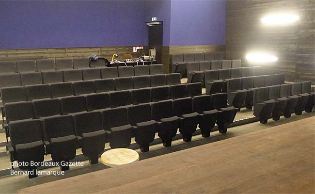 La salle de 67 places