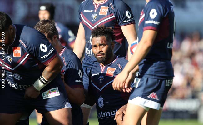 Talebula en troisième ligne pendant la pénitence de Madaule