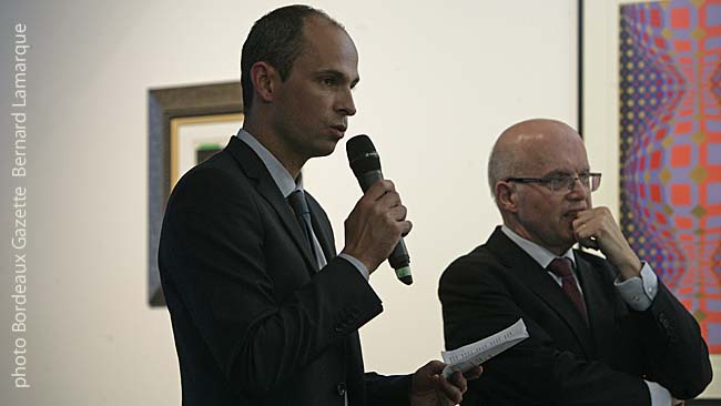 Adrien Bensignor, secrétaire général de l'Institut présente Jean-Paul Betbeze