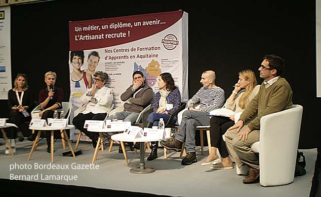 Alyssa Daoud au micro