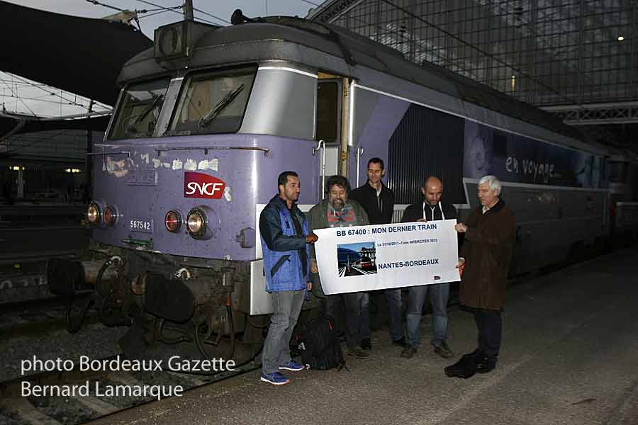Anthony Sevestre est deuxième en partant de la gauche