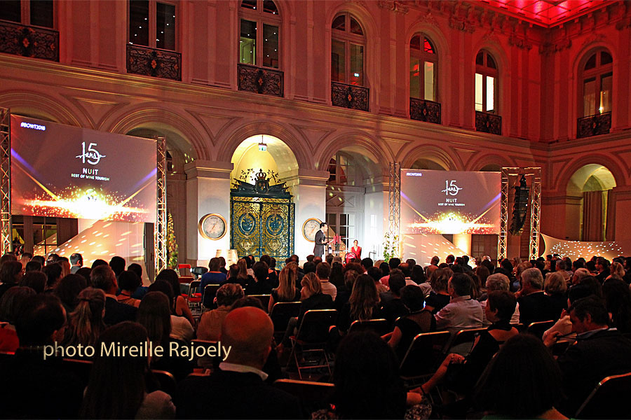 La grande salle de la CCI