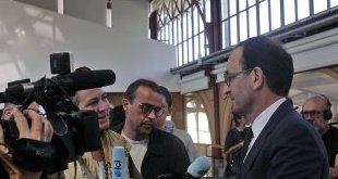 Bordeaux : les premières mesures de Cazenave déjà contestées