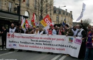 Un faramineux cortège de manifestants à Bordeaux