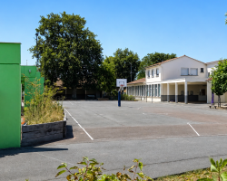 À Bordeaux, la canicule relance le débat sur les écoles trop chaudes