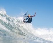 À Lacanau, les futurs champions du surf ont rendez-vous fin août