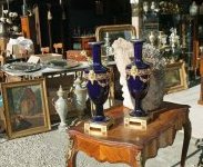Bordeaux : la brocante des Quinconces signe son retour