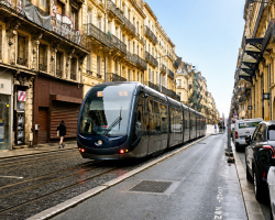 Pourquoi les Girondins hésitent à revenir faire leurs achats à Bordeaux