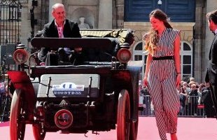 Les voitures historiques du concours d'élégance de Bordeaux pour les 120 ans de l'ACSO