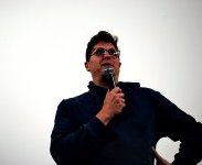 Thibaut Soulcié lance la Nuit des bibliothèques à Bordeaux