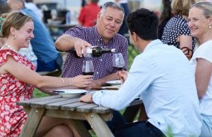 Vignerons en fête revient à Cadillac avec une navette depuis Bordeaux
