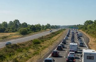 Départs en vacances : samedi rouge sur l'A10 vers Bordeaux