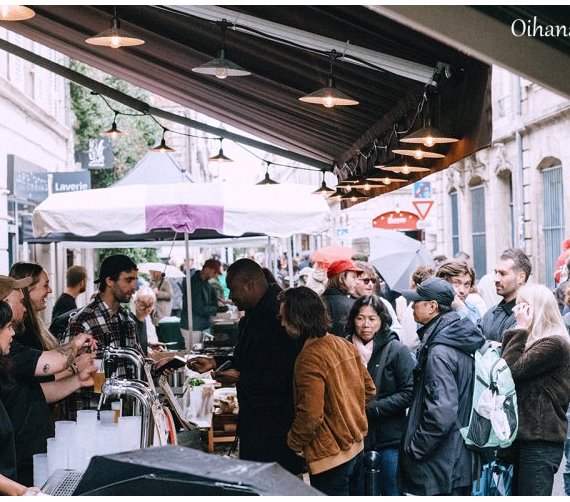 En images : la 44e Fête du Vin nouveau malgré la pluie