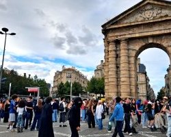 À Bordeaux, la mobilisation gagne les universités et le dialogue tente de reprendre
