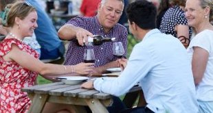 Vignerons en fête revient à Cadillac avec une navette depuis Bordeaux