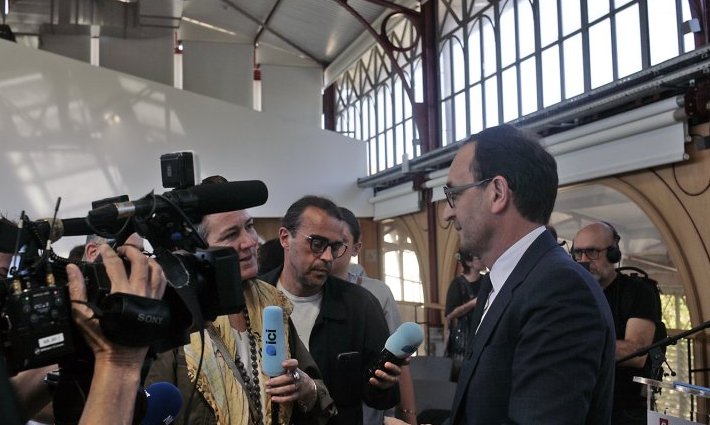 Bordeaux : les premières mesures de Cazenave déjà contestées