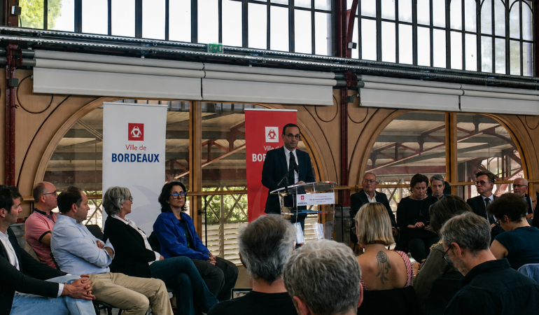 Bordeaux : après 100 jours, Cazenave face au procès du visible