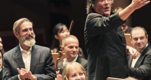 Création mondiale de « HAFIZ » : la nouvelle symphonie du directeur musical de l'onba joseph swensen