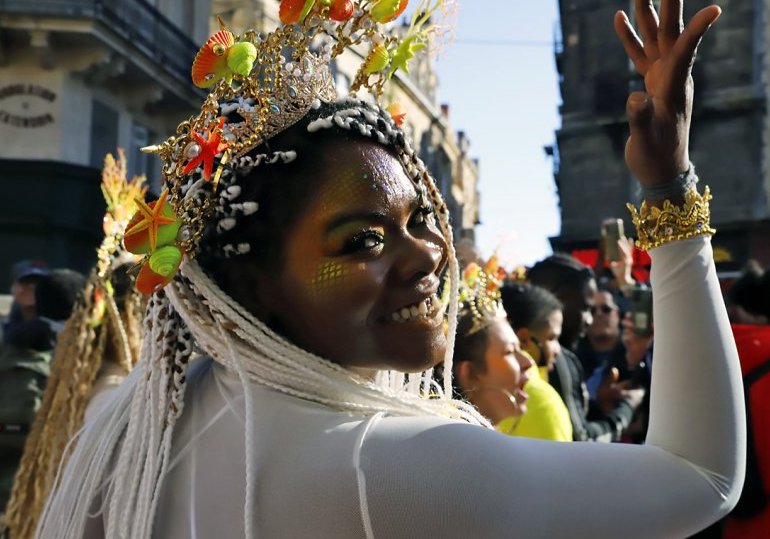 Carnaval de Bordeaux : 35 000 personnes en liesse