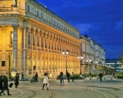 Bordeaux : douze escaliers s'animent en musique pour les Journées du patrimoine