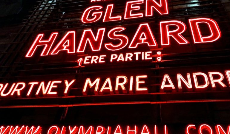 Glen Hansard à L'Olympia : le conteur folk fait lever Paris