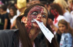 la Zombie Walk de Bordeaux 2015 en images...