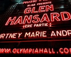 Glen Hansard à L'Olympia : le conteur folk fait lever Paris