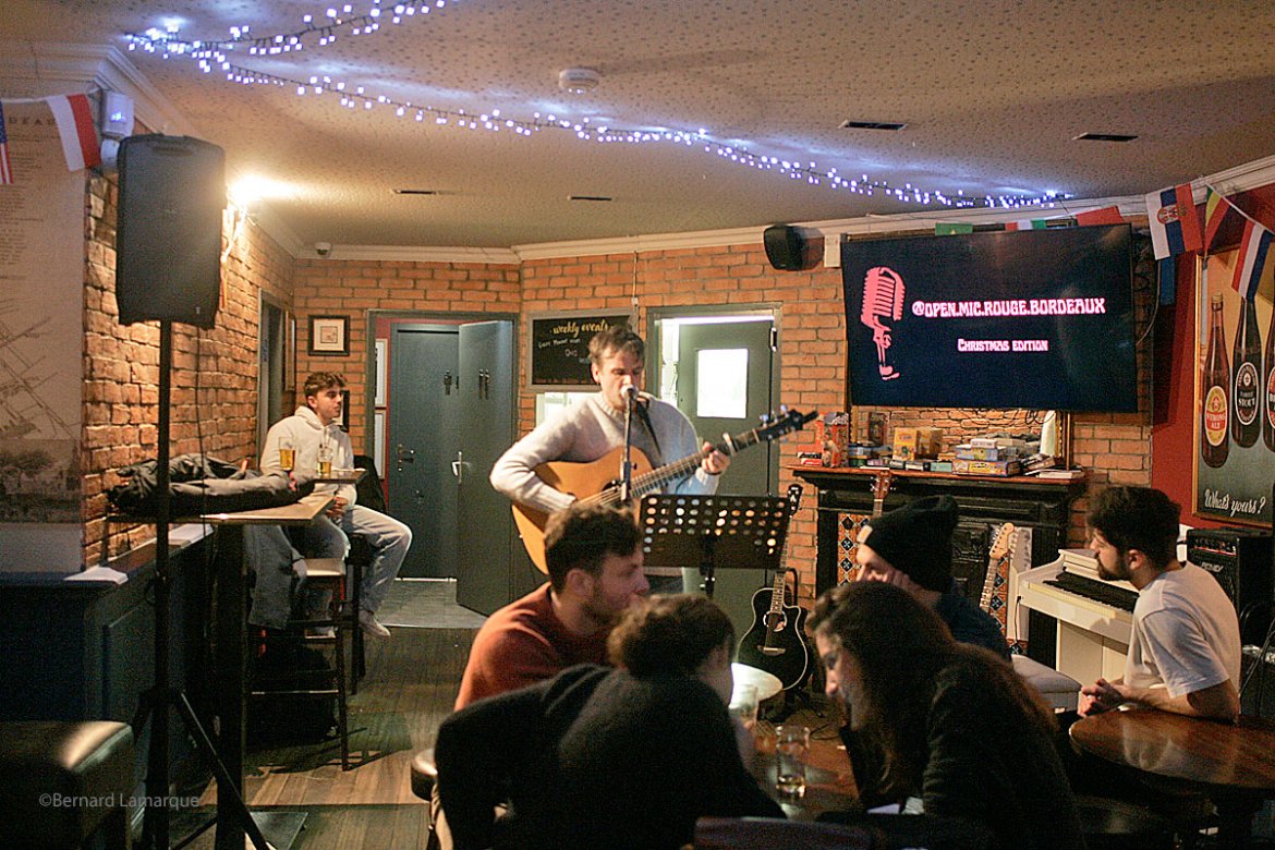 Au Market Tavern, les soirées “Open Mic” ont du succès