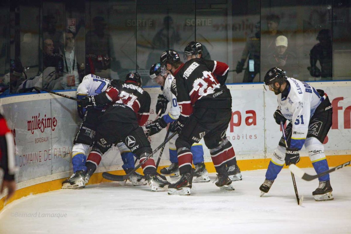 Les Boxers retrouvent le chemin de la gagne à Mériadeck