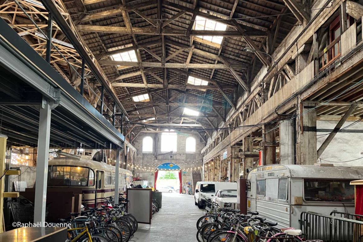 Un garage pas comme les autres (partie 1)