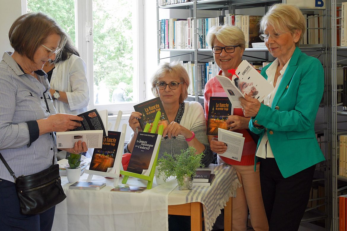 « La fiancée du premier étage » le nouveau thriller de Marie-Laure Bousquet éditions Vents Salés.