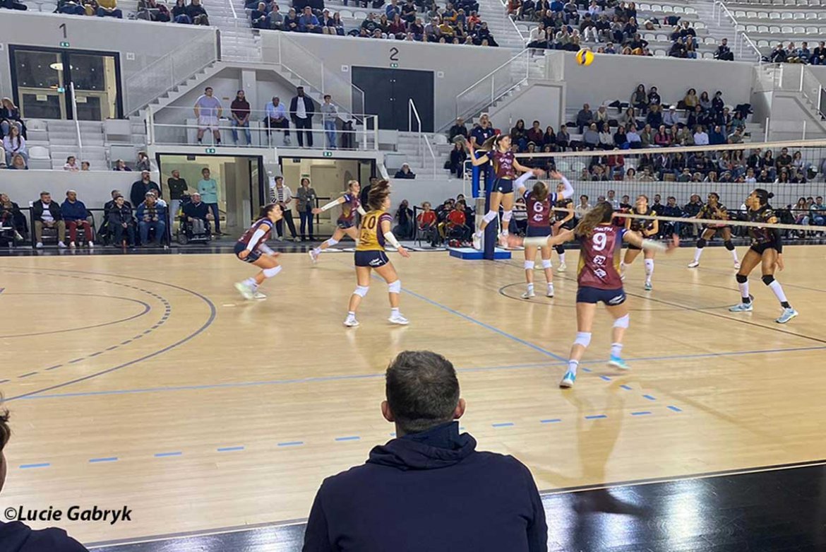 Volley-Ball (Elite Féminine) : Les Burdis remontent sur le podium des play-offs