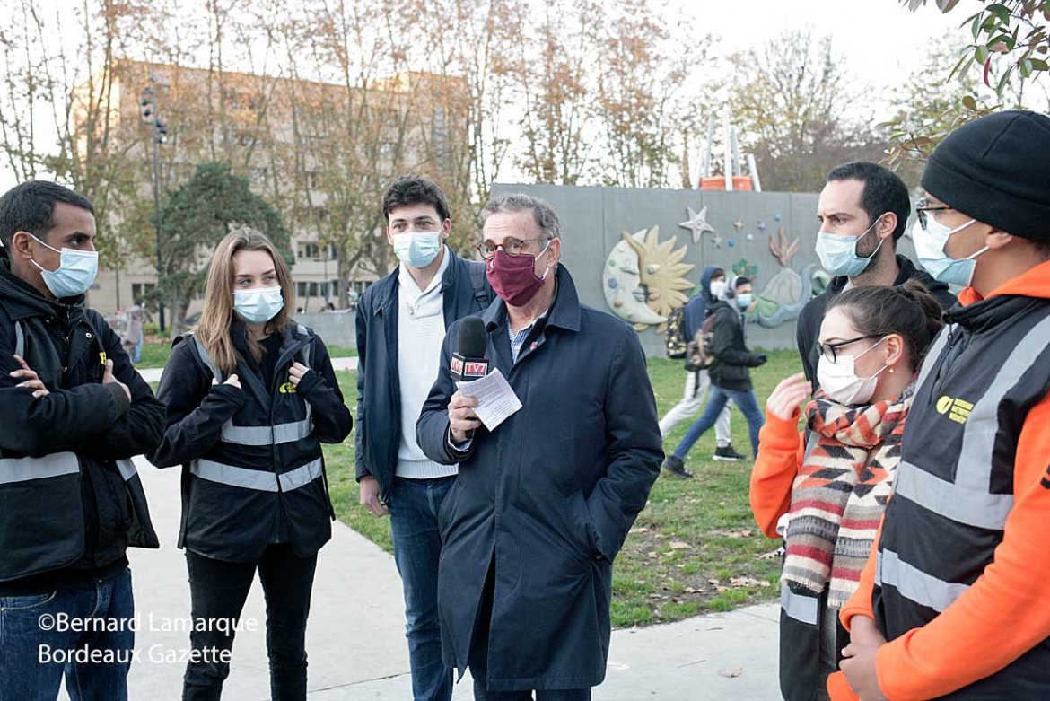 Covid-19 : des médiateurs à la rencontre des jeunes Bordelais