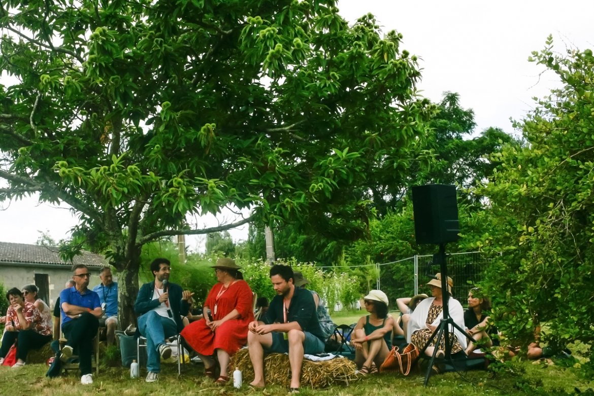 Relations entre élus et presse locale : Pierre Hurmic s'exprime au Festival du journalisme de Couthures