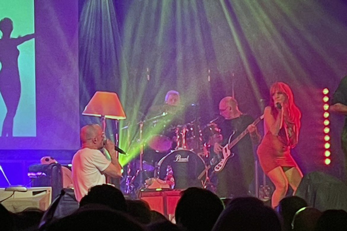 THE WALL à Fargues-Saint-Hilaire : On a été droit dans le mur … et on a aimé ça !