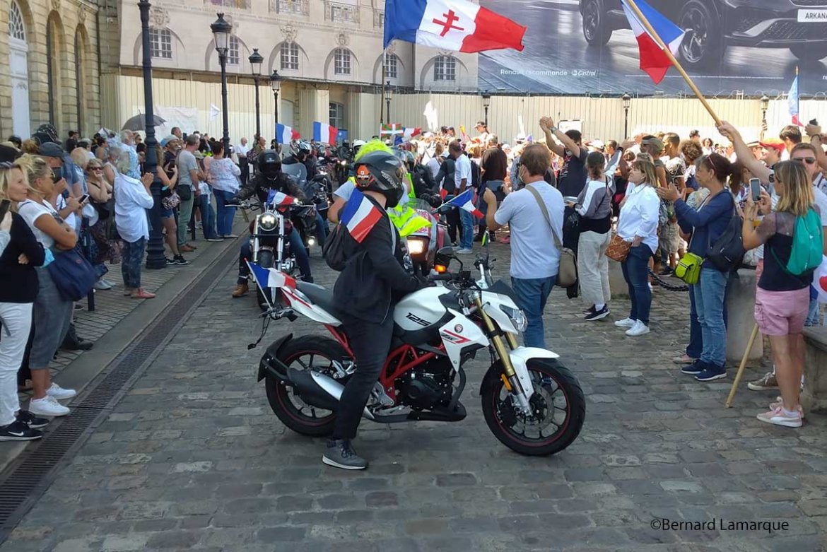 Rassemblement contre le Pass