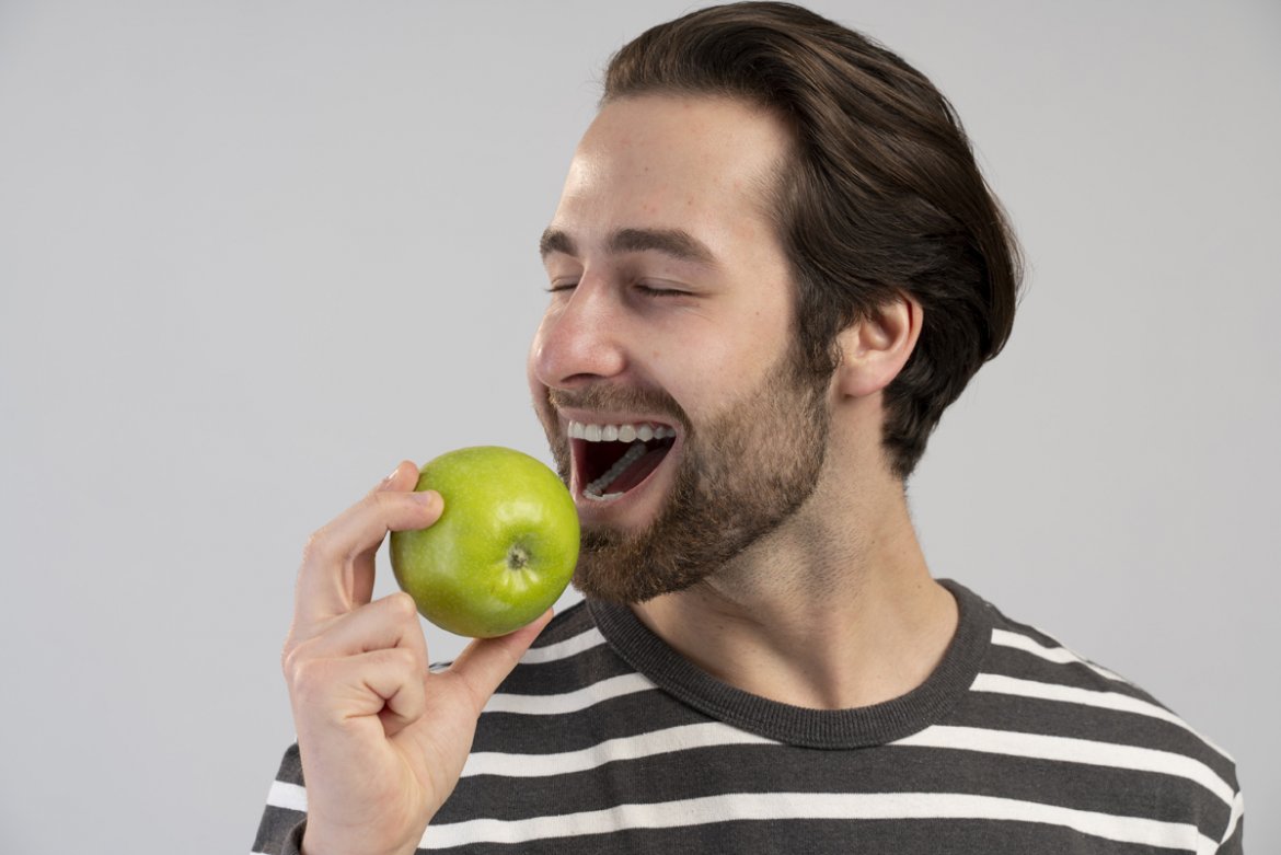 Comment le régime alimentaire influence votre santé dentaire