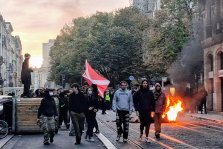 Manifestation à Bordeaux : des milliers de personnes, une ville sous tension